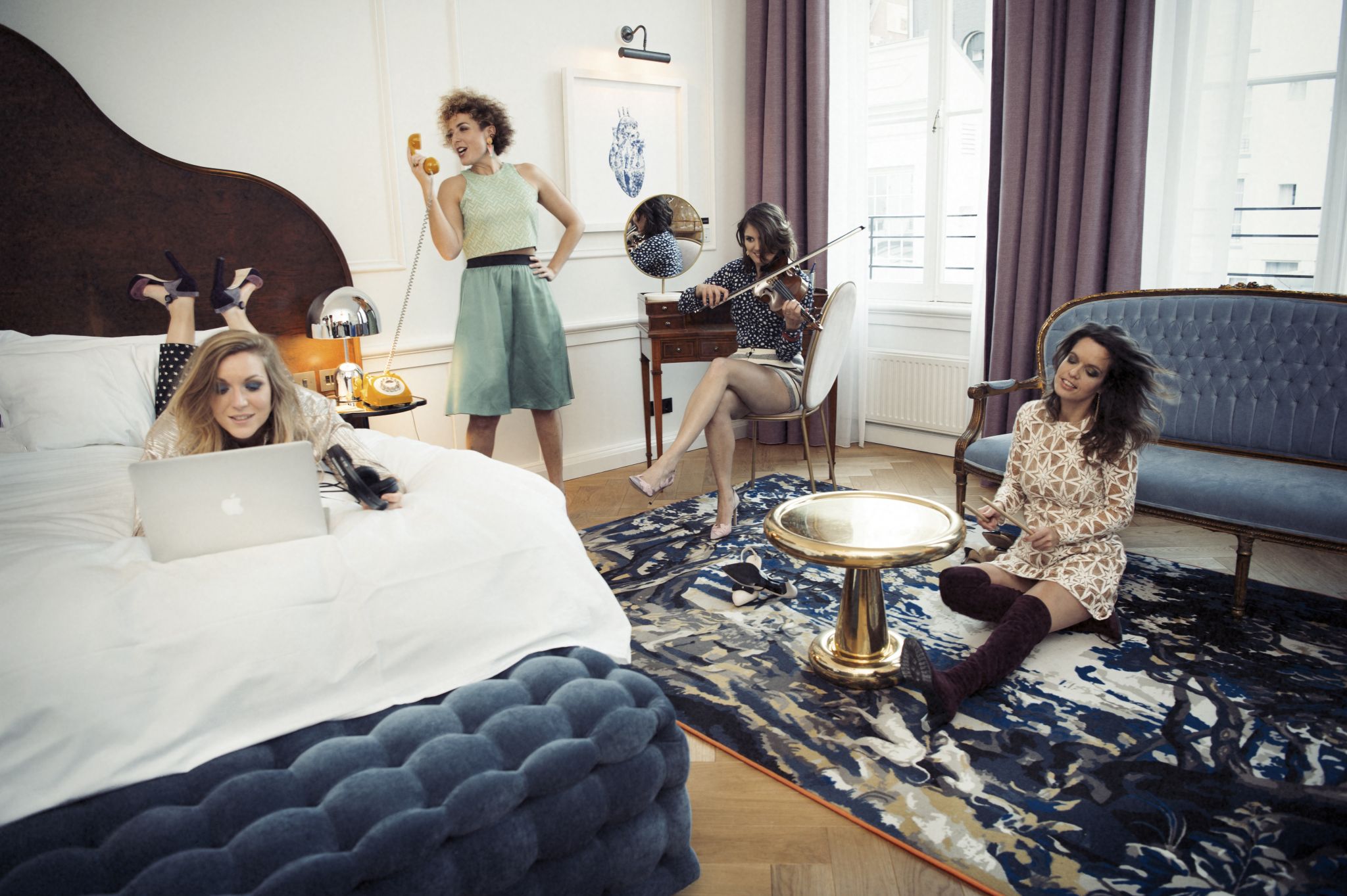 live DJ- act vrouwen