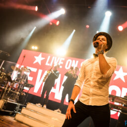 We want more band boeken- feestband boeken