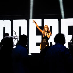 We want more band boeken- feestband boeken