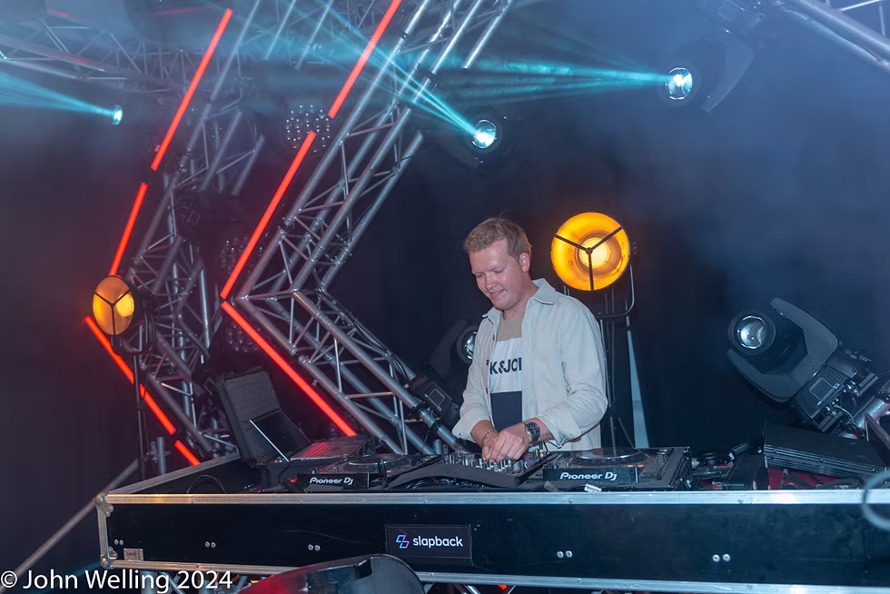 allround DJ boeken, ervaren DJ