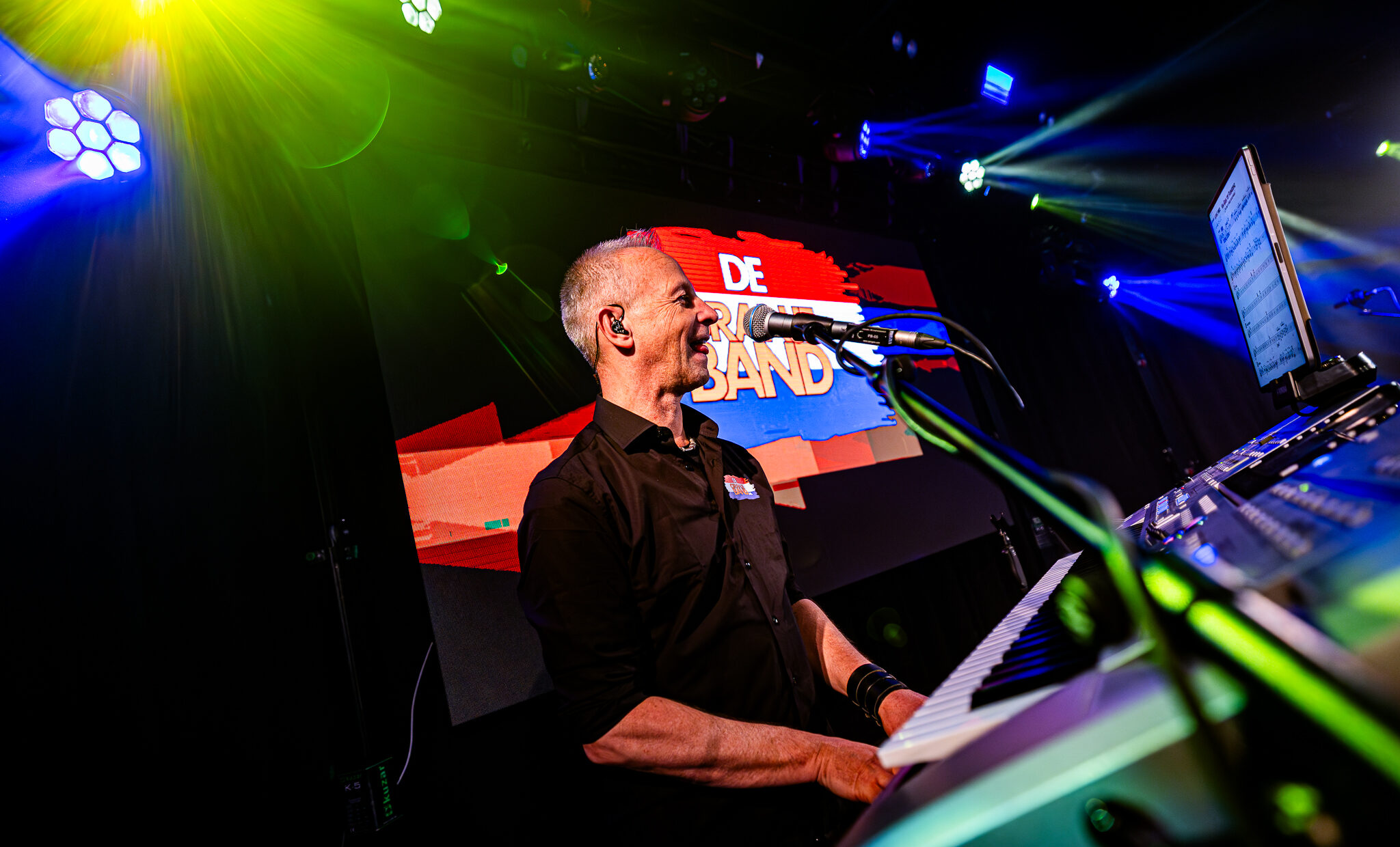 Oranjeband boeken- Ernest Hartingsveldt