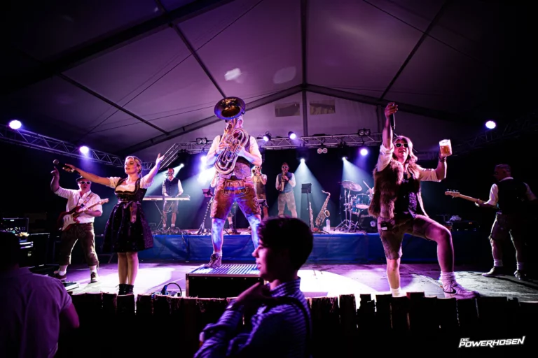 Schlagerband Die Powerhosen is een apres ski band