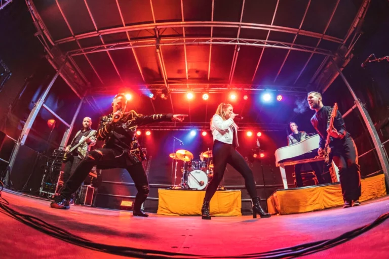 The euros coverband-partyband-feestband
