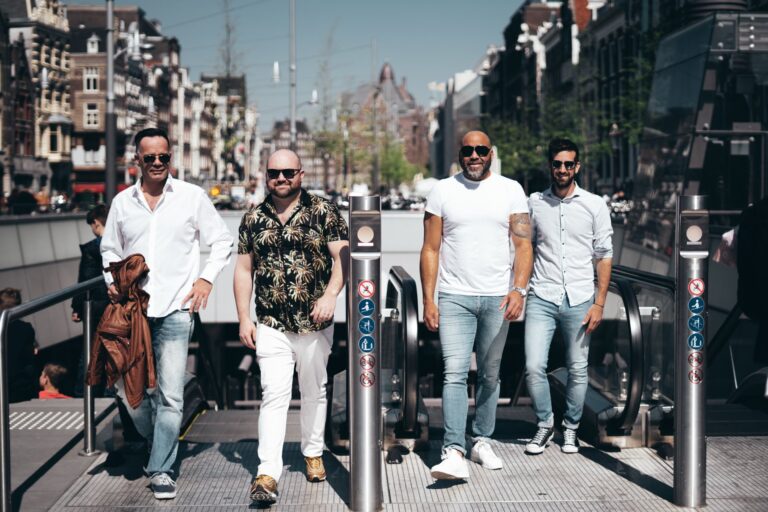 Laugh Out Loud -alles op verzoek