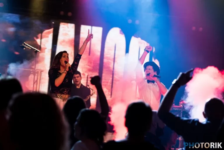 We-Want-More-band boeken, allround band, feestband, partyband