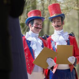 Dick & Dirque is een originele ontvangstact en animatieact