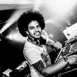 DJ Sven Elias, Allround DJ, DJ boeken