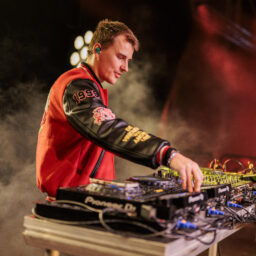 DJTHYS - dj overijssel-ervarendj-goedkopedj